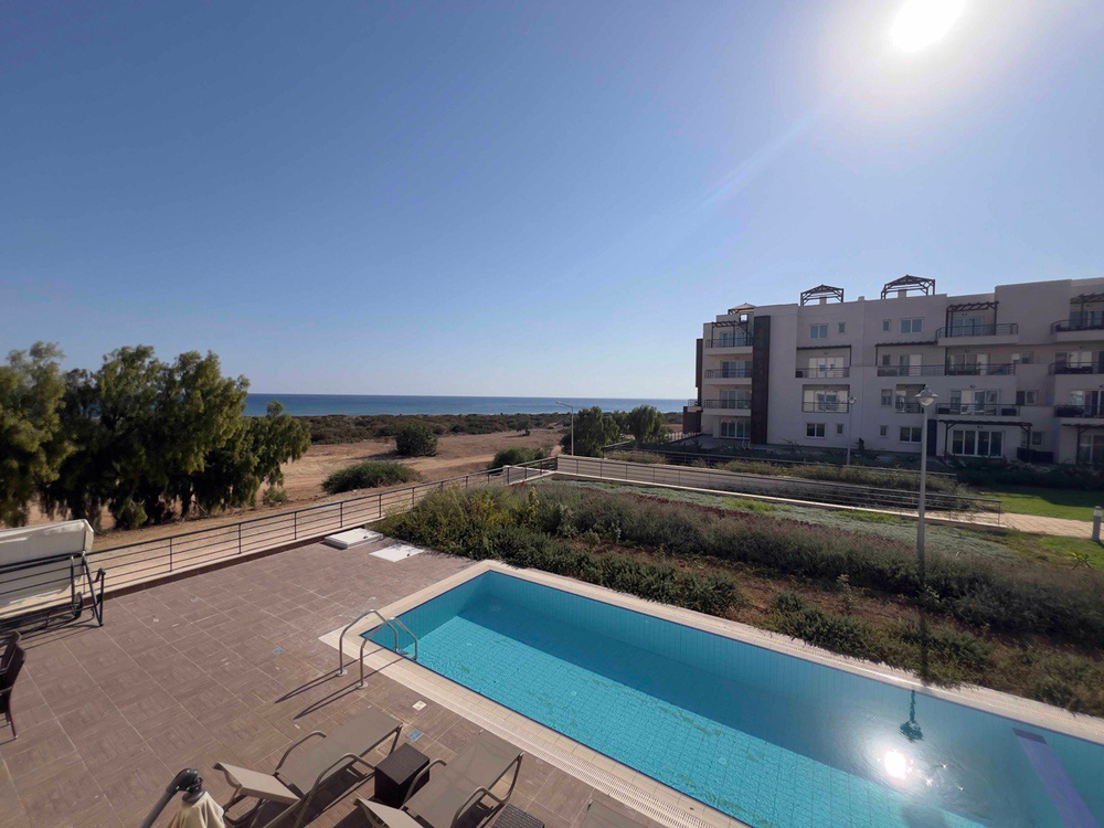 "Thalassa Beach Resort", Northern Cyprus, BAFRA 1-я линия средиземного моря в элитном регионе Бафры, песчаный берег. Международный гарантированный титул недвижимости с землей. Управление по типу гостиницы 5 звезд