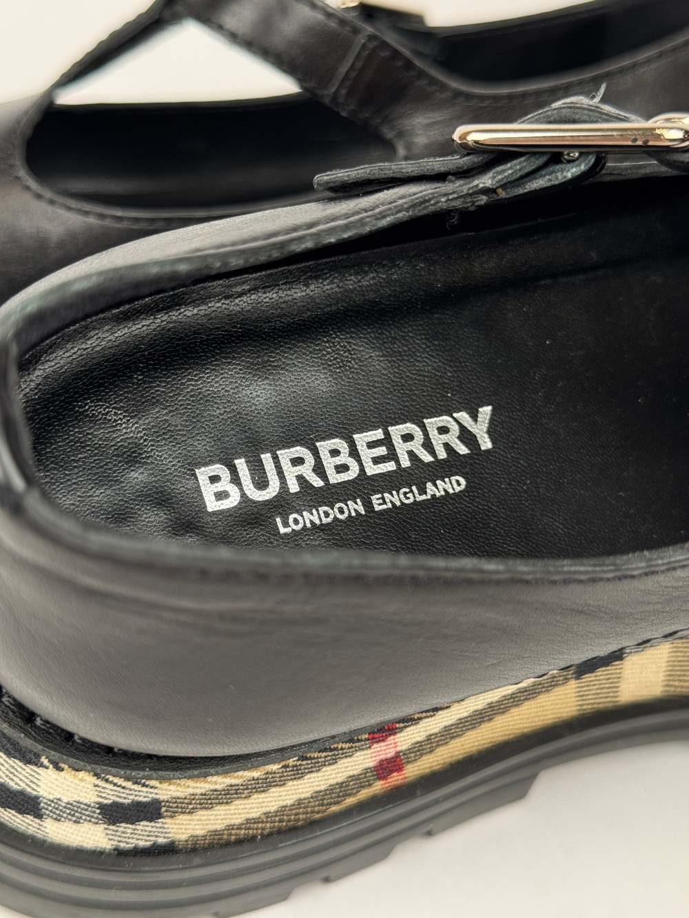 Сандалии Burberry