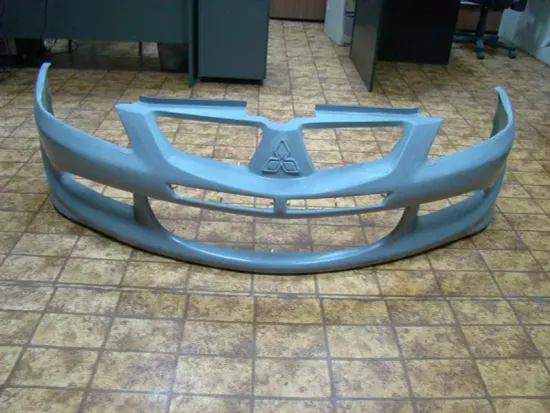 Передний бампер в стиле EVO STYLE для Mitsubishi Lancer 9