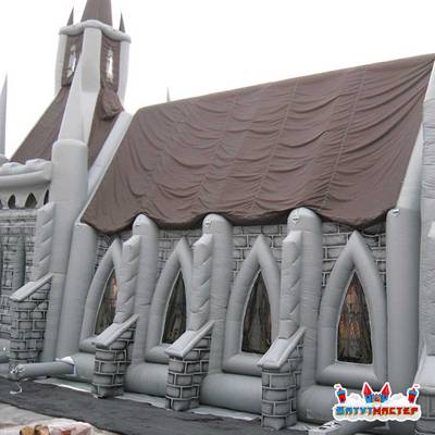 Надувной тоннель страха «Замок теней», 18×12×6,5 м