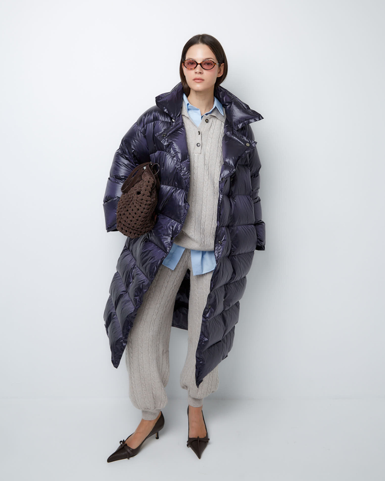 Пуховик двубортный черничный