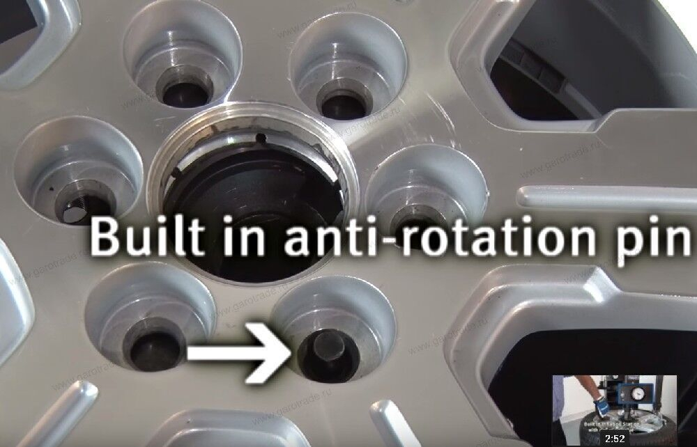 Автоматический шиномонтажный станок Monty 8300G SmartSpeed Hofmann