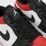 Кроссовки Nike Air Jordan 1 Low Wmns Bred Toe