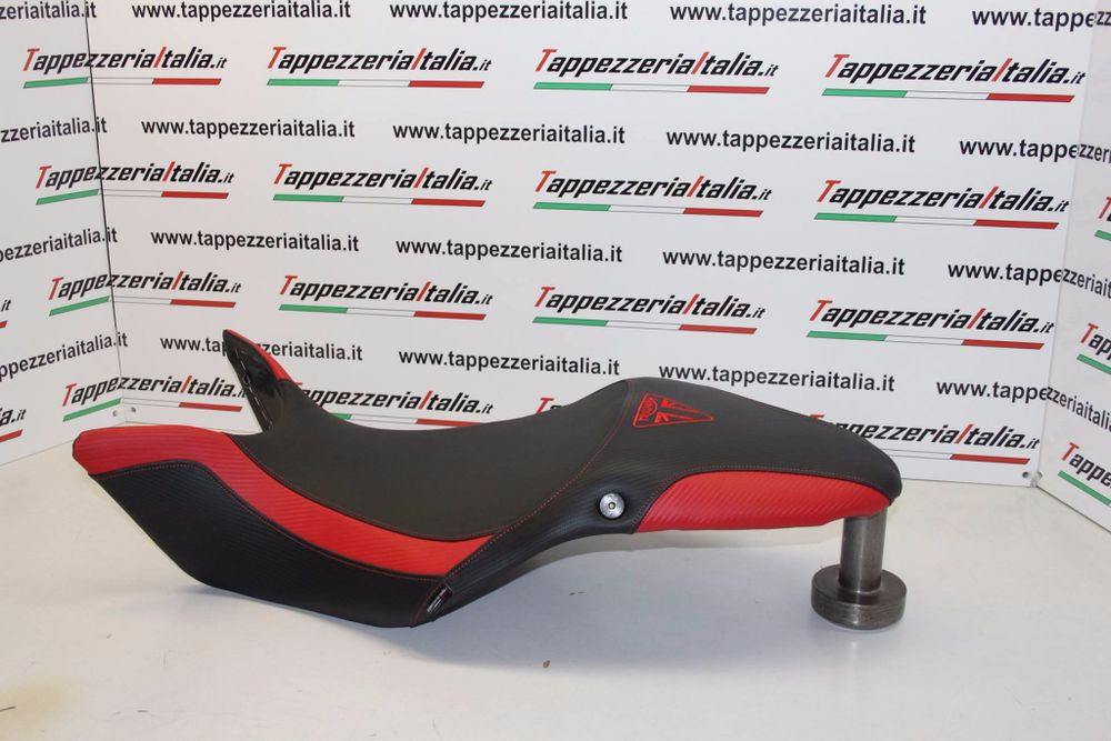 Triumph Speed Triple 2011-2015 Tappezzeria Italia чехол для сиденья (кастомизация)