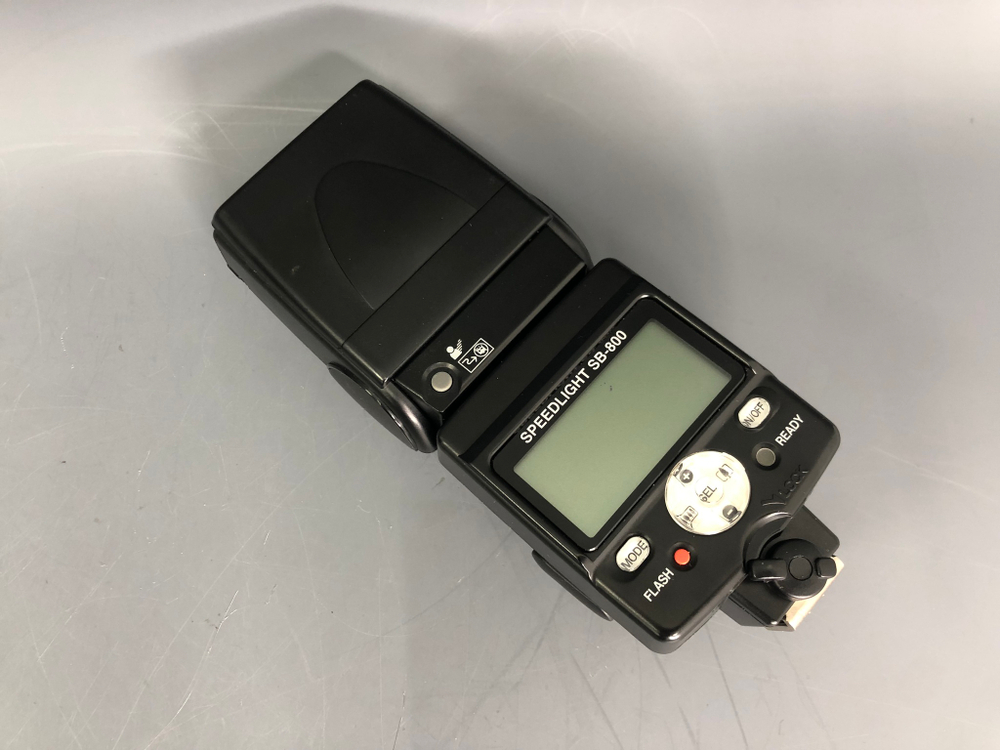 Nikon SB-800