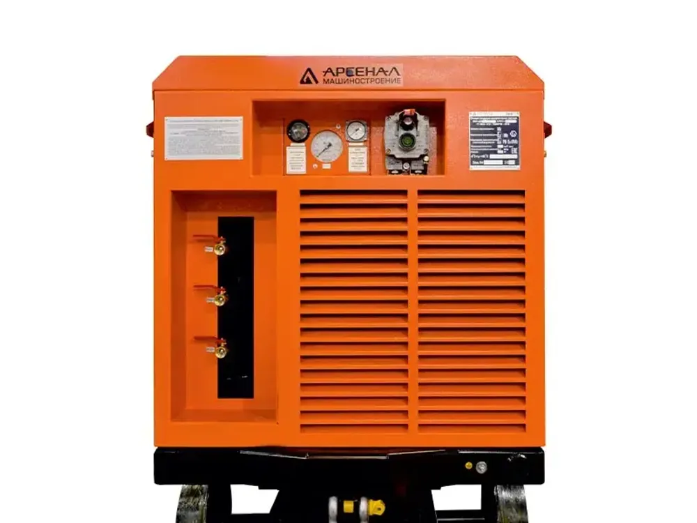 Шахтный винтовой компрессор ЗИФ-ШВ 11,5/0,7 Т 660/380В на скатах взрывозащищённый