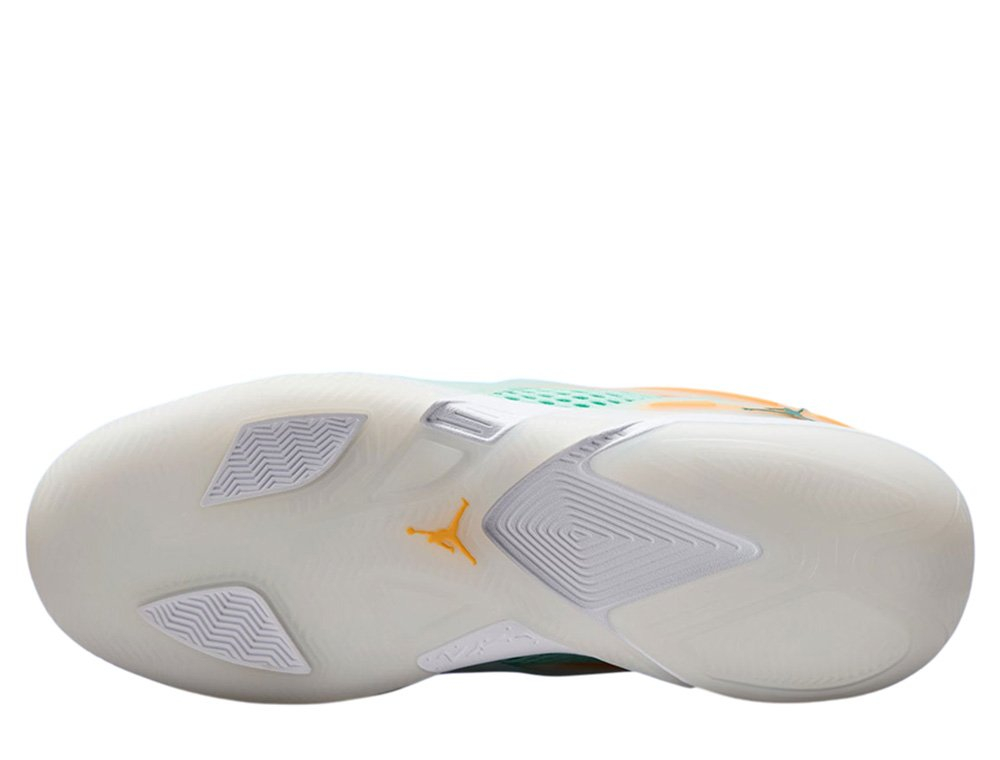 Баскетбольные кроссовки Jordan Heir Series „Poolside”