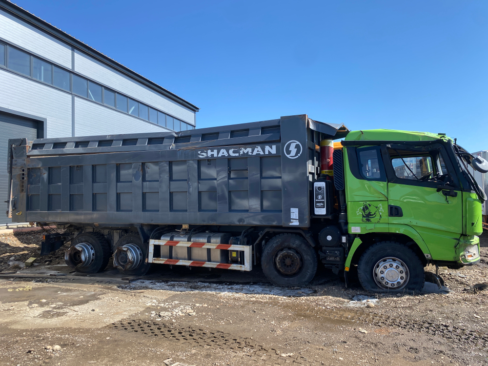 Shacman (Shaanxi) SX* 8x4 Самосвал SX33186V366 (Дизельный, 11,6 л, 423 л.с., МТ)