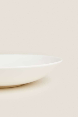 ZARA HOME ТОНКАЯ ФАРФОРОВАЯ ТАРЕЛКА С ЯМОЧКОЙ, БЕЛЫЙ