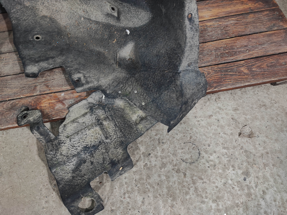 Покрылок передний правый Jetour T2 23-нв Б/У Оригинал F263102020