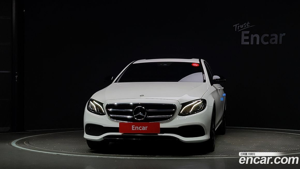 Mercedes-Benz E-Class W213 E250 Avangarde (09.2020)