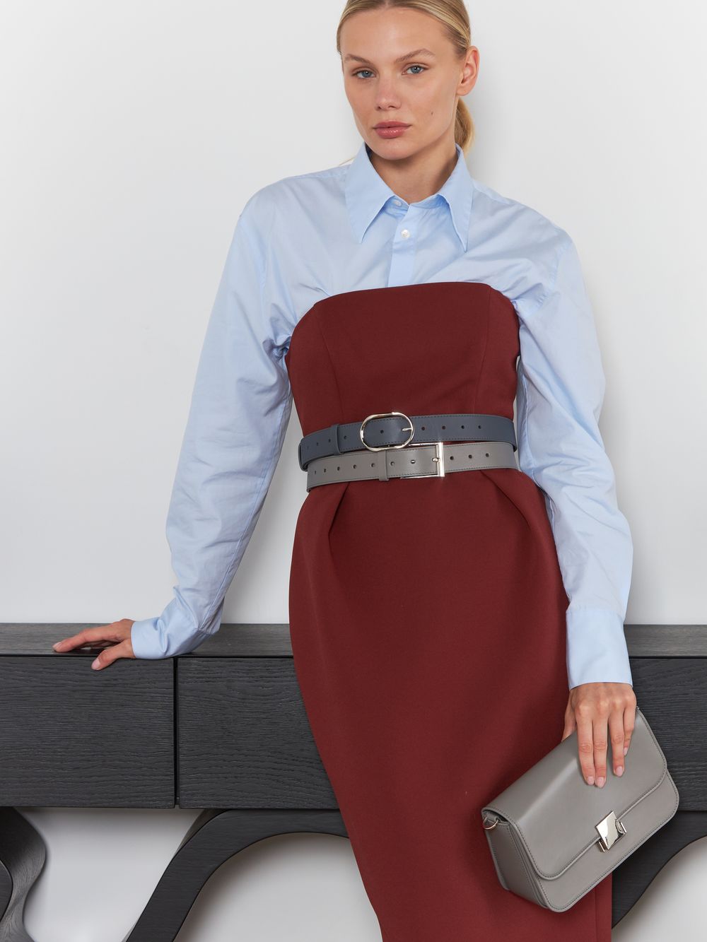 БАЗОВЫЙ РЕМЕНЬ С ОВАЛЬНОЙ ПРЯЖКОЙ GRAPHITE