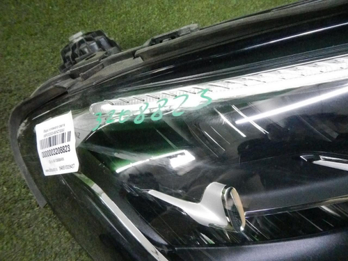 Фара правая Mercedes E W213 (2020-2023) LED