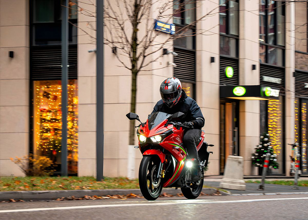 Мотоцикл SHARMAX GP 301D