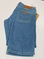 Брюки мужские джинсовые