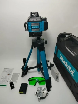 Лазерный уровень / нивелир 4х360 Makita с аксессуарами в сумке, зеленый луч 16 линий 4D