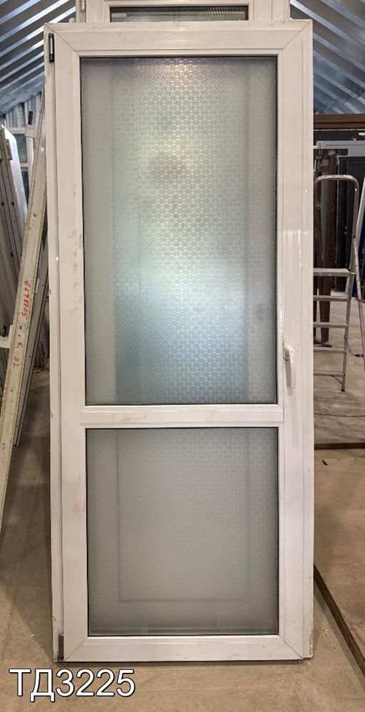 Дверь балконная пластиковая Б/У 2060(в) x 850(ш) (межкомнатная)