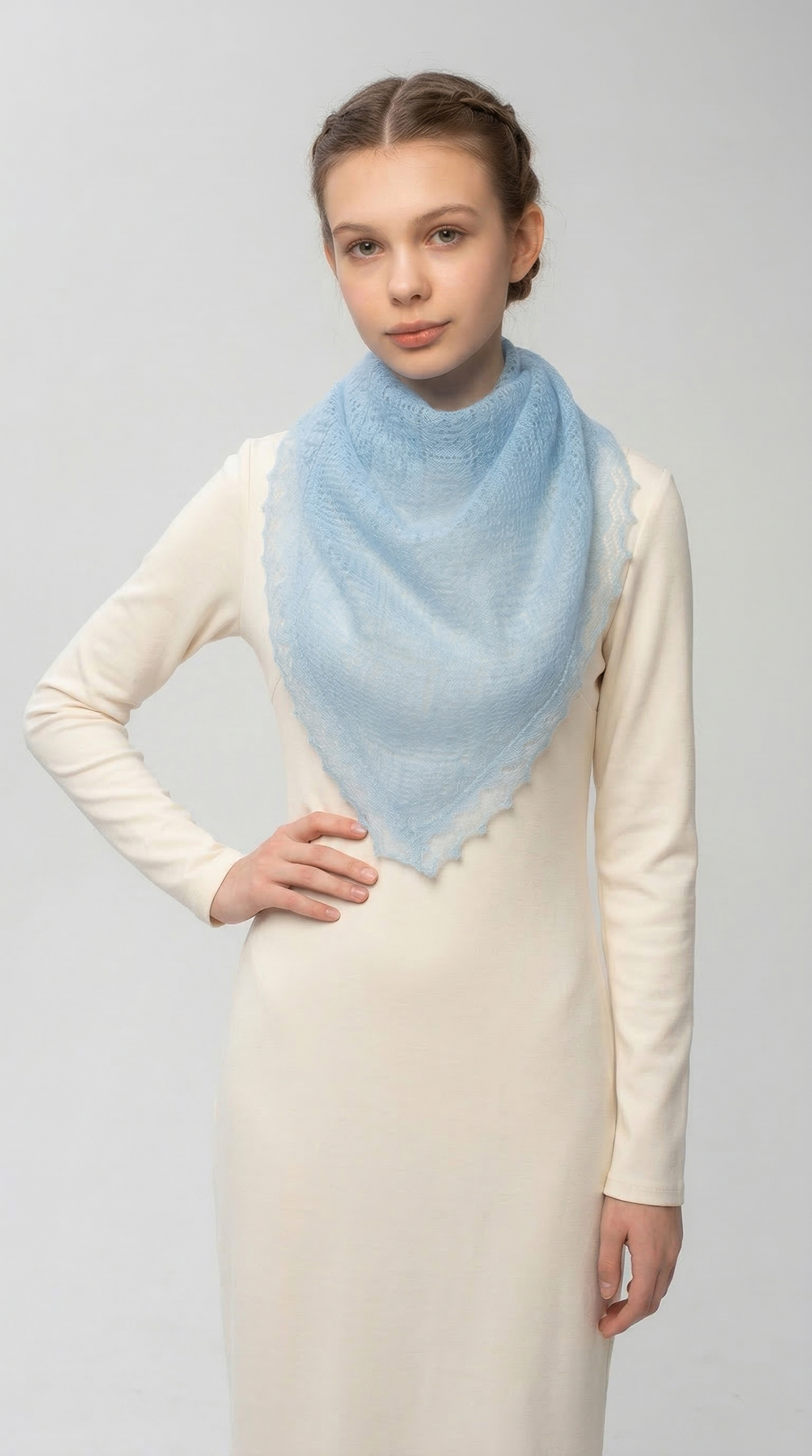 Оренбургский пуховый платок-паутинка А80-04 голубой