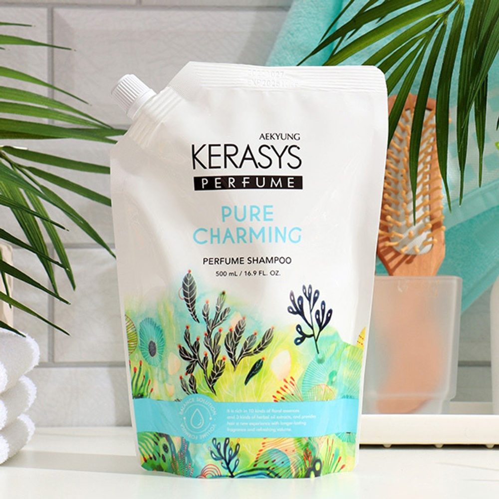 Шампунь для сухих и ломких волос KeraSys Pure & Charming Parfumed Shampoo 500мл