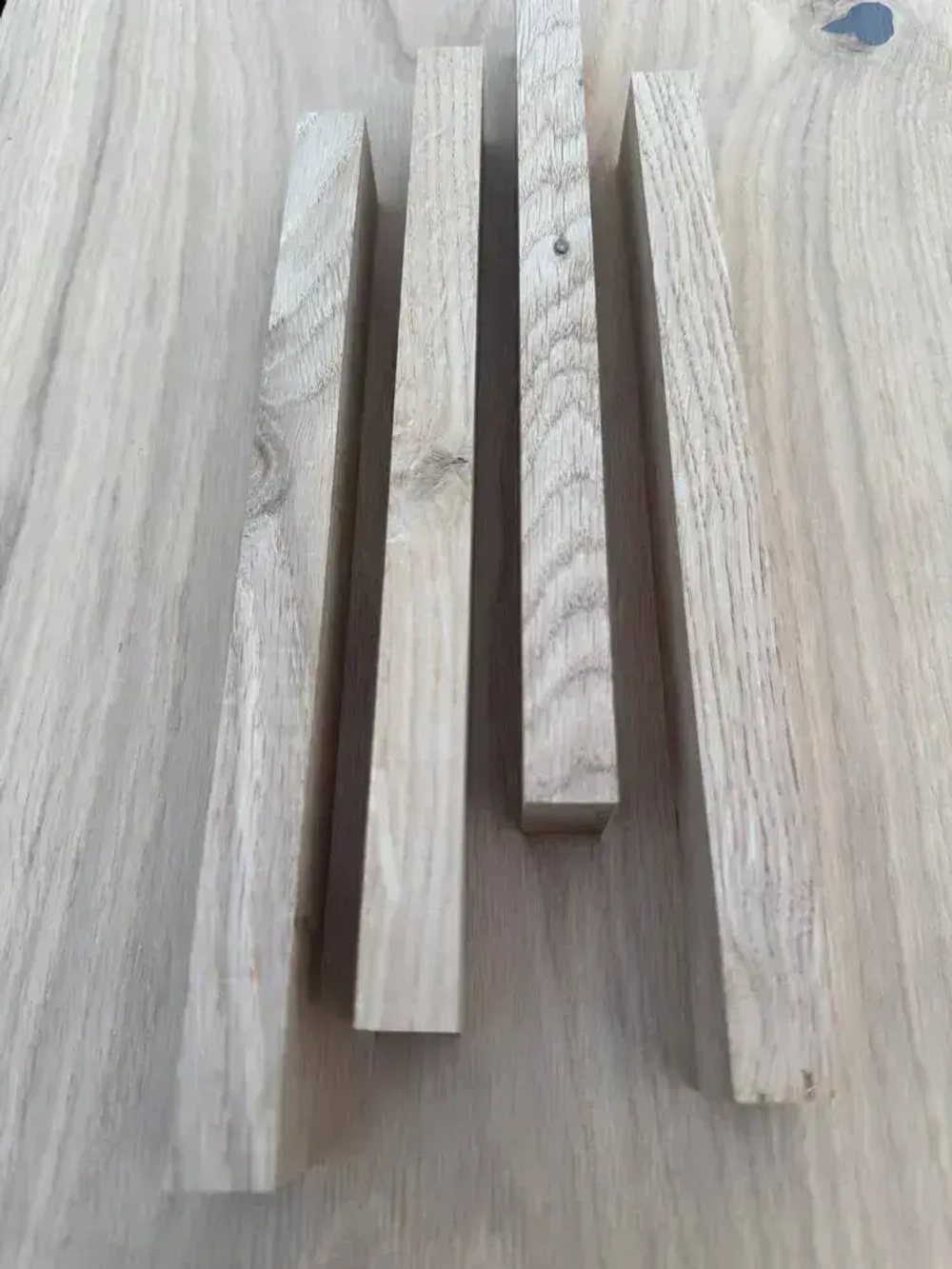 брусок строганный дуб РУСТИК 24х15х210(20шт) для творчества, хобби и подделок