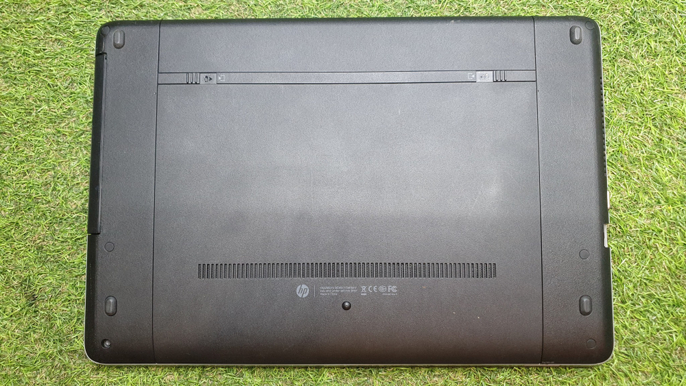 Ноутбук HP i3/4Gb