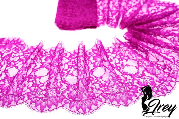 01-47 Кружево шантильи 22 см, фуксия