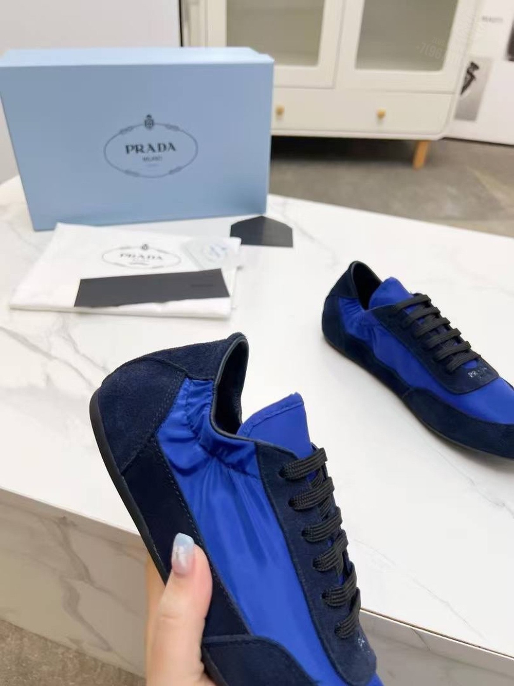 Кроссовки Prada