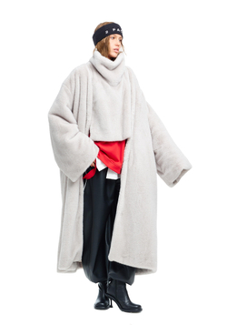 Шуба длинная с манишкой COMEBACK Gray