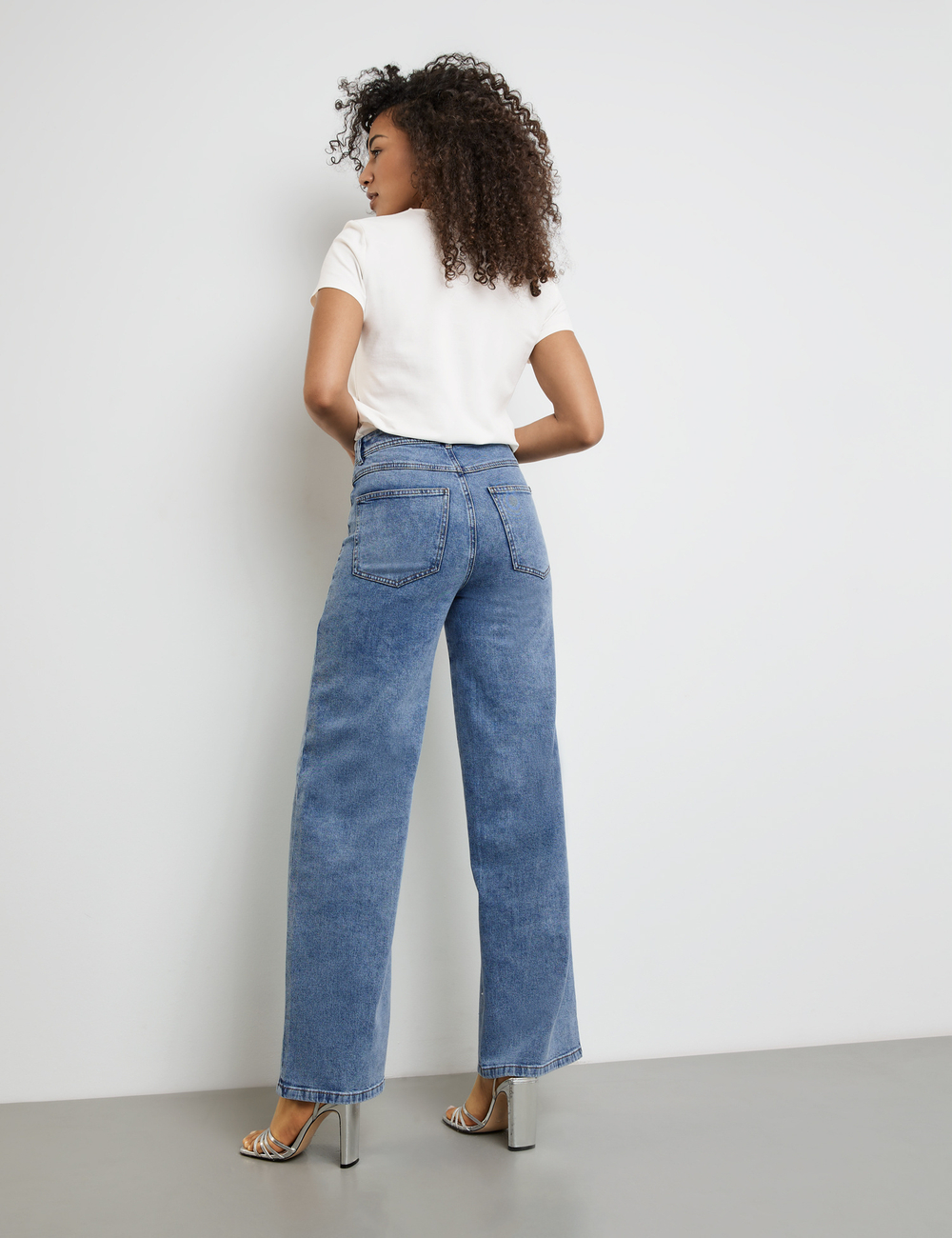 Джинсы женские TAIFUN