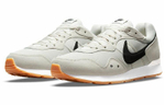 Кроссовки Nike Venture Runner