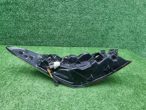 Фонарь правый внешний Toyota Camry XV70 17-нв LED