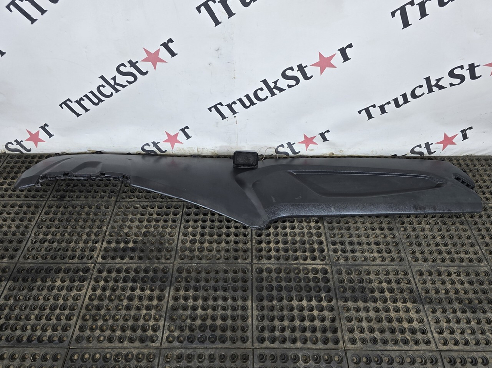 Накладка торпедо верхняя