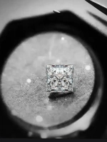 Муассанит принцесса 3×3мм 0.3сt