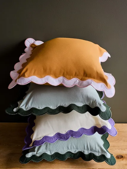 Чехол на подушку с контрастным кантом розового цвета из коллекции trendy ruffles, 40х40 см