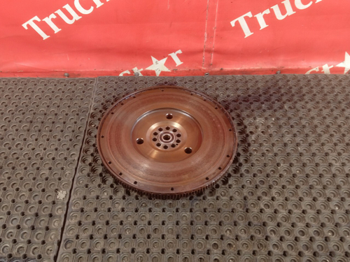 Маховик двигателя