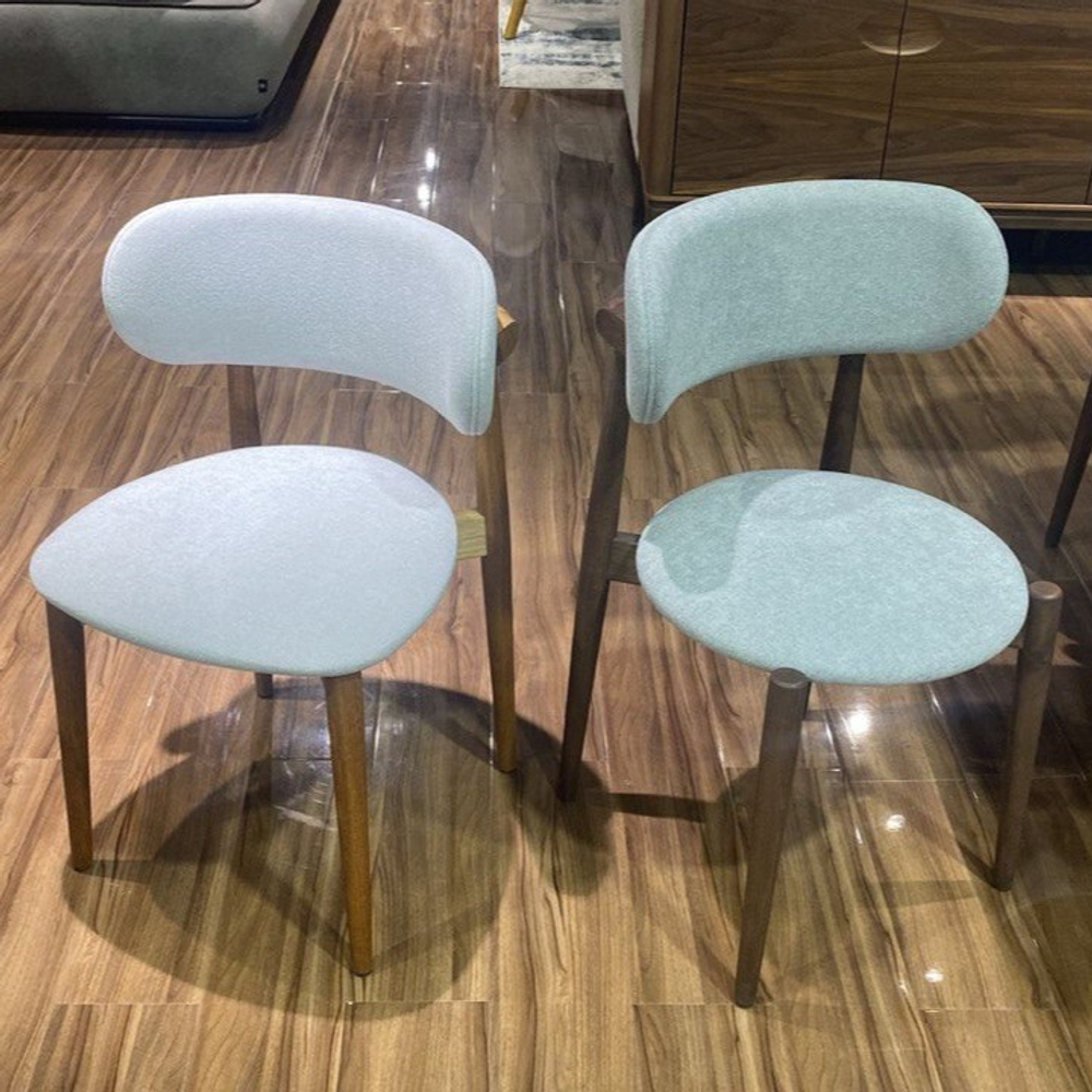 Стул из дерева - Мона Сердце