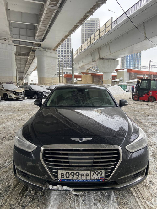 Genesis G90 Royal 5.0 T-GDI 8AT 4WD