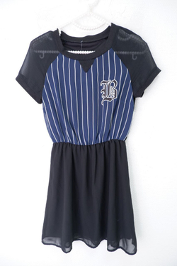 Платье с резинкой на талии на 11-12 лет