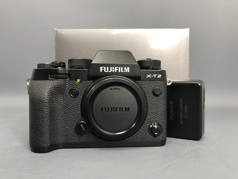 Fujifilm X-T2 (2 кадра)