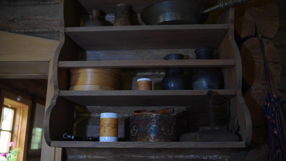 Малая фарфоровая пиала или миска для завтрака с берестой. Коллекция Лермонтовская или Тарханская.