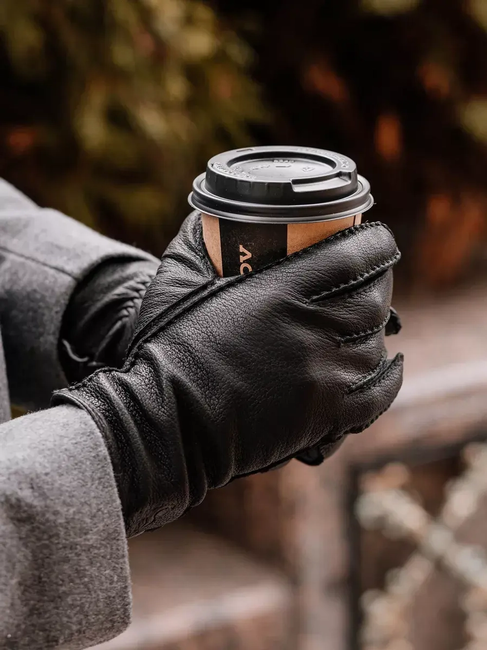 Утепленные перчатки из натуральной кожи