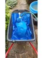 Лейка садовая для цветов на 80л пластиковая емкость для воды