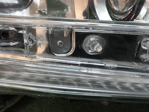 Фара правая Toyota Land Cruiser 200 (2015-2021) LED