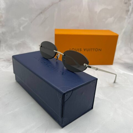 Солнцезащитные очки Louis Vuitton