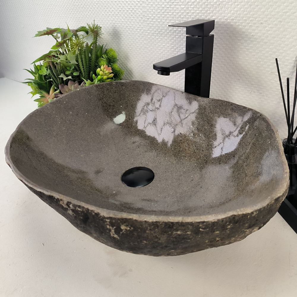 Раковина из речного камня RS-65040 52*41*15 0862