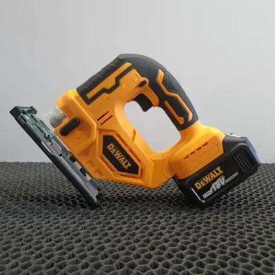 Аккумуляторный электро лобзик Dewalt 18V 6А с кейсом