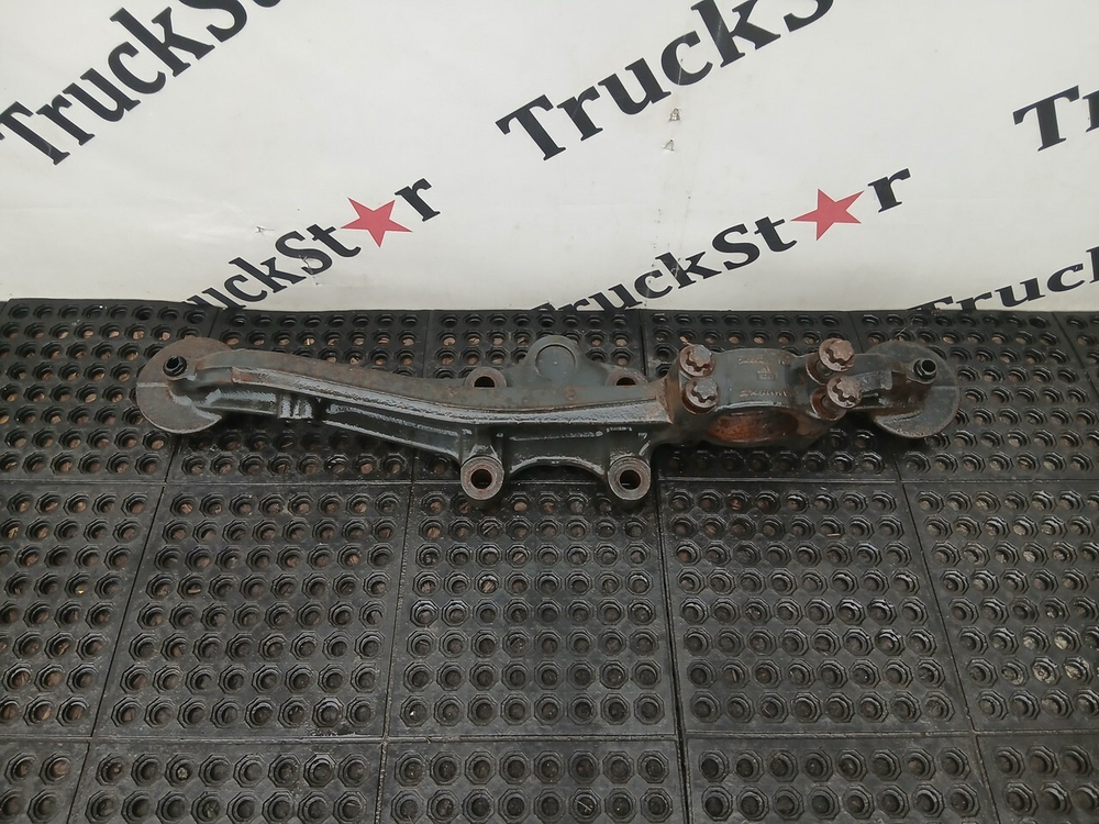 Кронштейн пневморессоры левый 2019г.