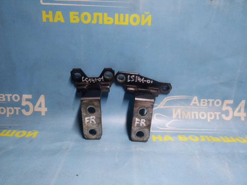 Петля двери передней правой TOYOTA CROWN 1994