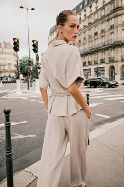 ZARA РУБАШКА САФАРИ С ПОЯСОМ, ПЕСОЧНЫЙ