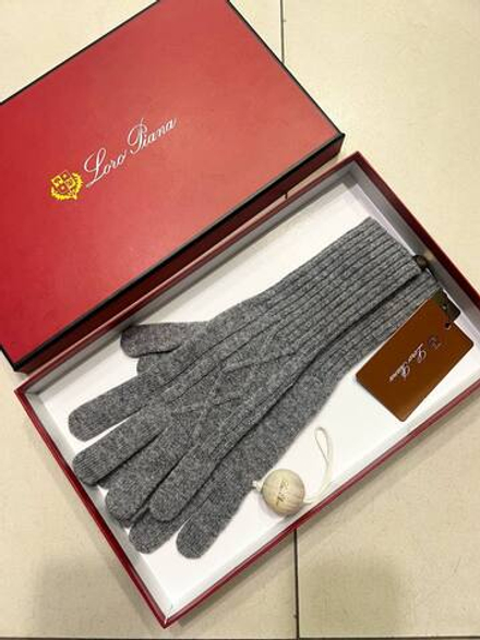 Перчатки Loro Piana